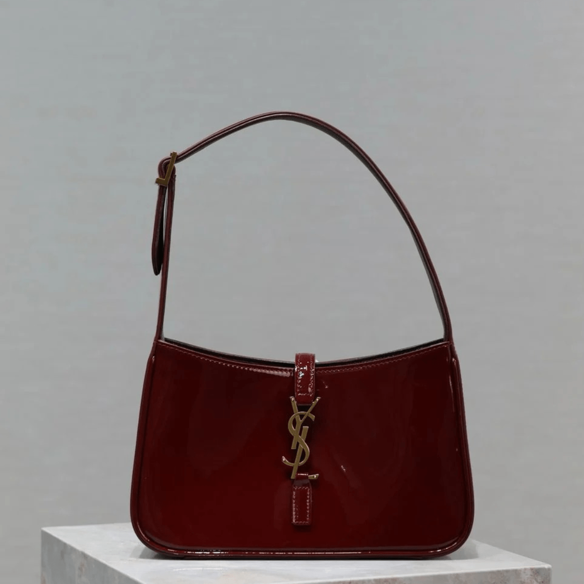 Yves Saint Laurent Le 5 à 7 Bag in Patent Leather