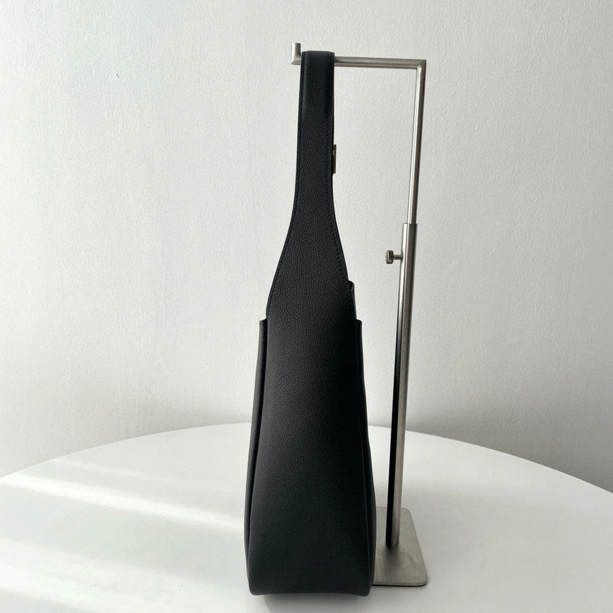 Yves Saint Laurent Le 5 à 7 Bea – Bag in Finest Grained Leather