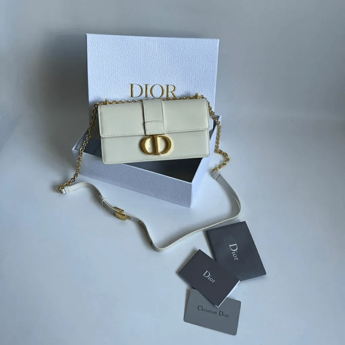 Dior 30 Montaigne East-West Bag with Chain