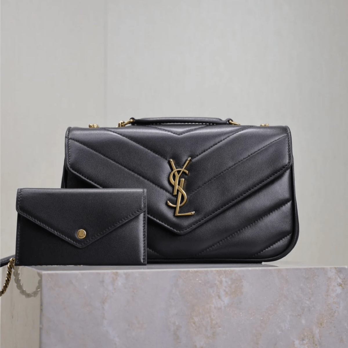 YSL Signature Set – Loulou Bag & Opyum Sandal
