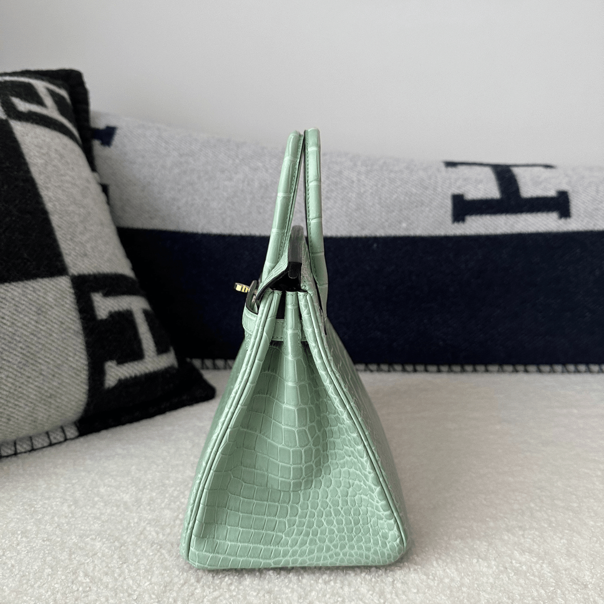 Hermès Kelly 28 Vert d’Eau Alligator – Limited Edition
