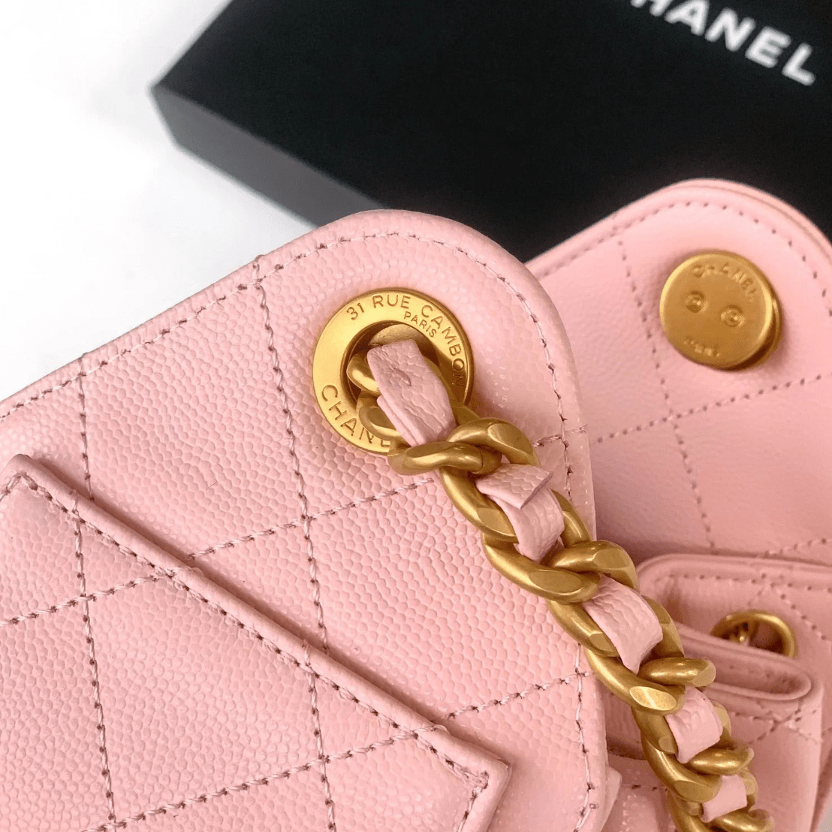Chanel 25 Medium