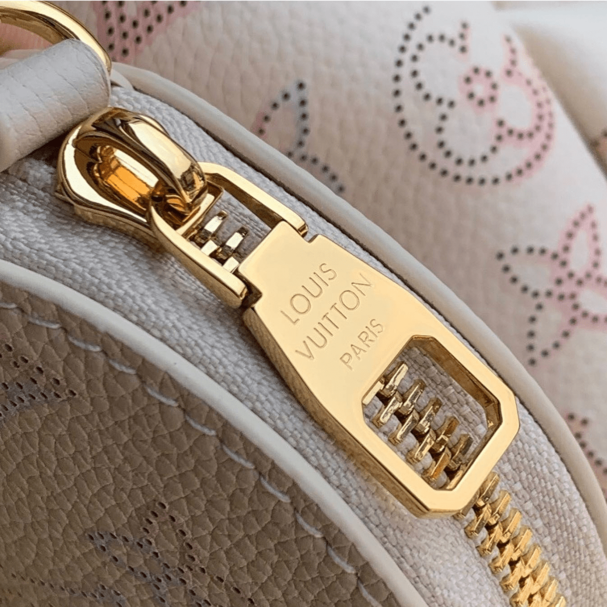Louis Vuitton – Bella Bag