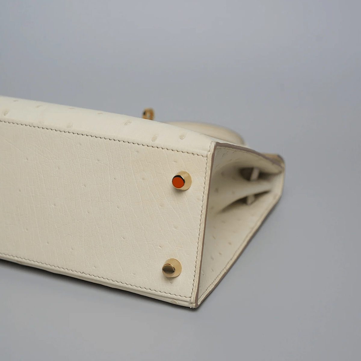 Hermes Kelly 25 in Beton Ostrich Ghw