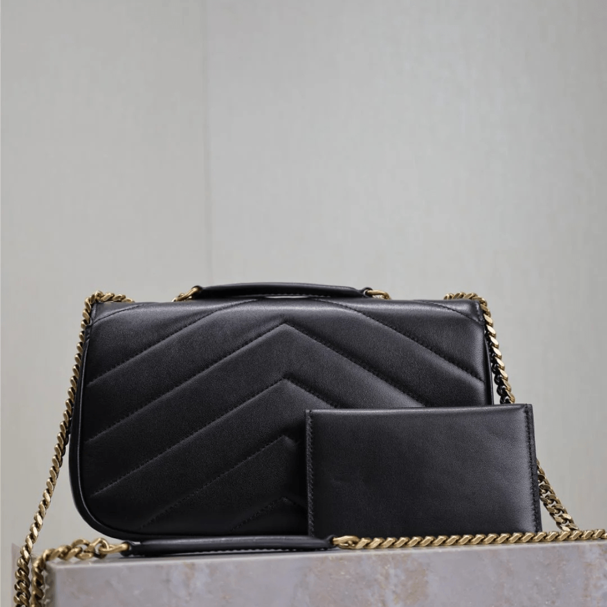 YSL Signature Set – Loulou Bag & Opyum Sandal