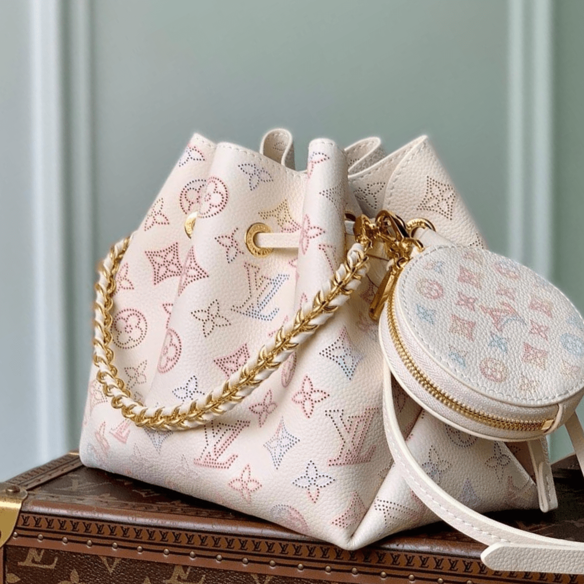 Louis Vuitton – Bella Bag