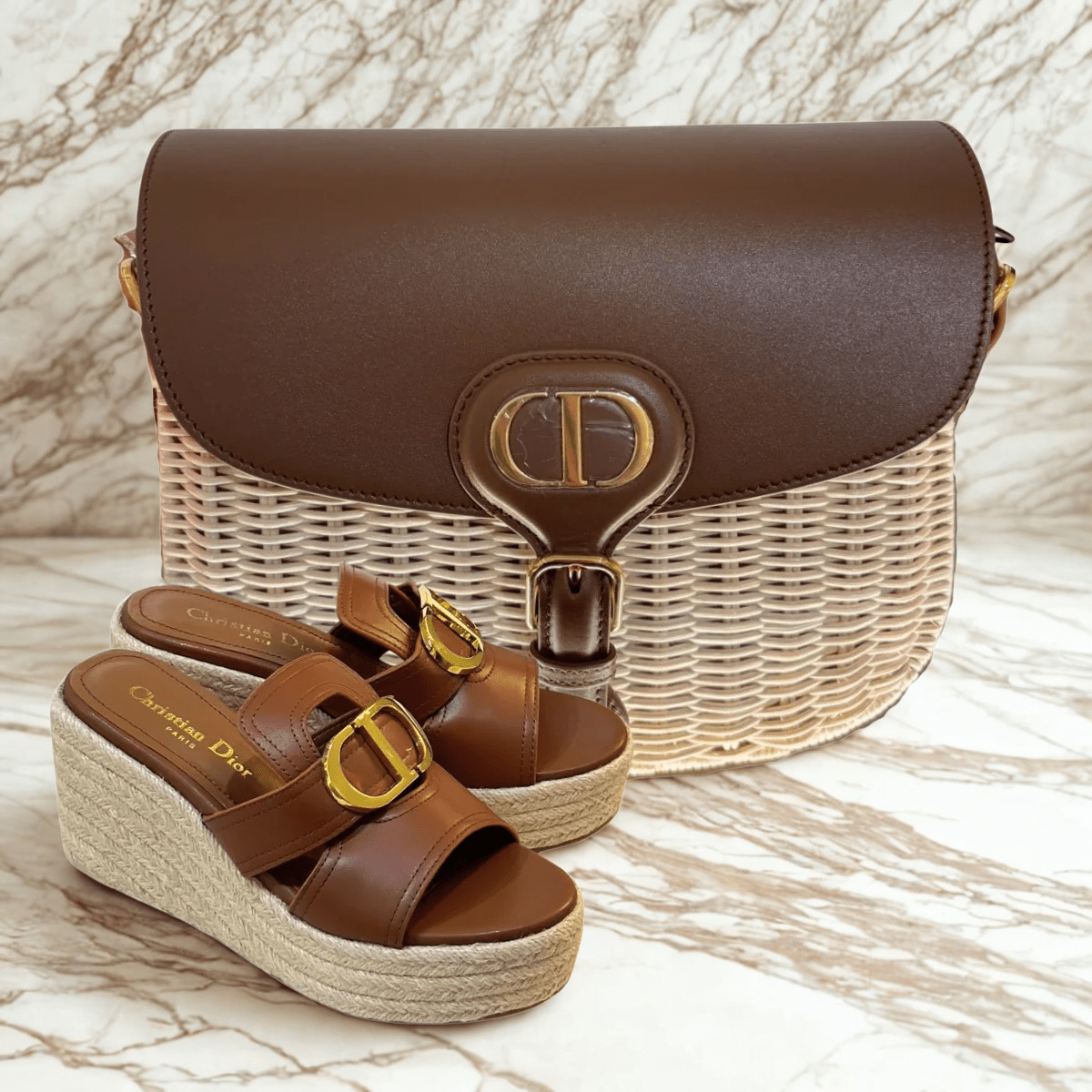DIOR BOBBY MEDIUM BAG AND 30 MONTAIGNE WEDGE SLIDE SET