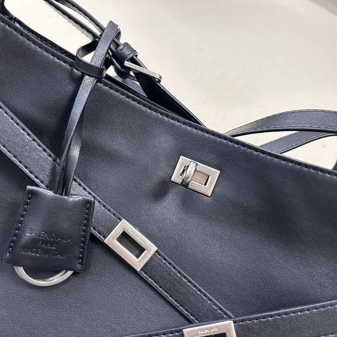 Bel Air Medium Shoulder Bag for Her in Black – Balenciaga